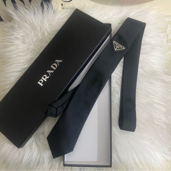 NEW Prada Black Men's Tie - Picture 1 of 4